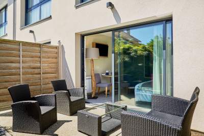 La Crémaillère · Chambre avec balcon de l'Hôtel 3 étoiles Courseulles-sur-Mer, Calvados