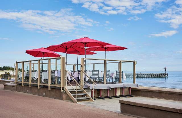 Hôtel Restaurant Calvados Bord de Mer · Restaurant La Crémaillère