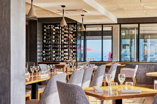 Hôtel Restaurant Calvados Bord de Mer · Restaurant La Crémaillère