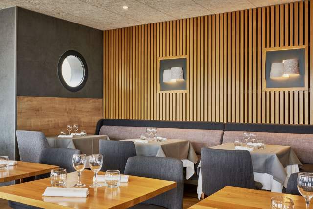 Hôtel Restaurant Calvados Bord de Mer · Restaurant La Crémaillère